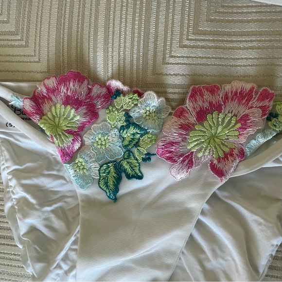 Rare Beach Bunny Bikini S - Picture 5 of 9